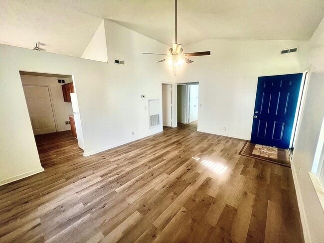 Photo - Buena Vista Cottage for Rent!