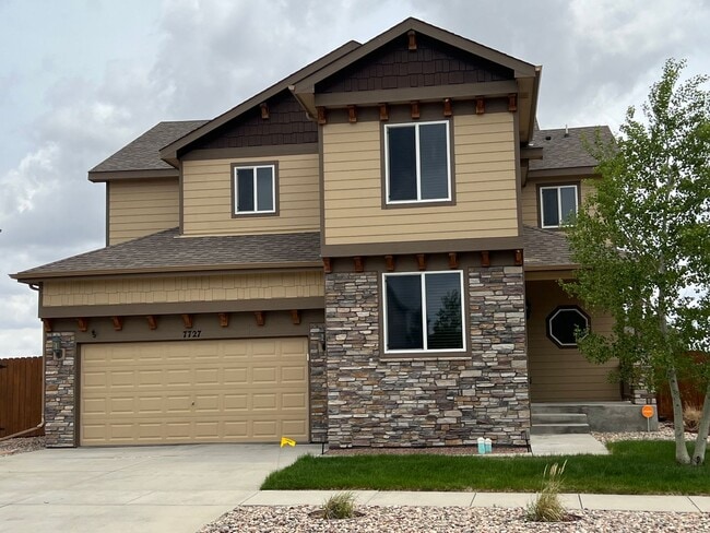 Photo - 4 bedroom Forest Meadows home