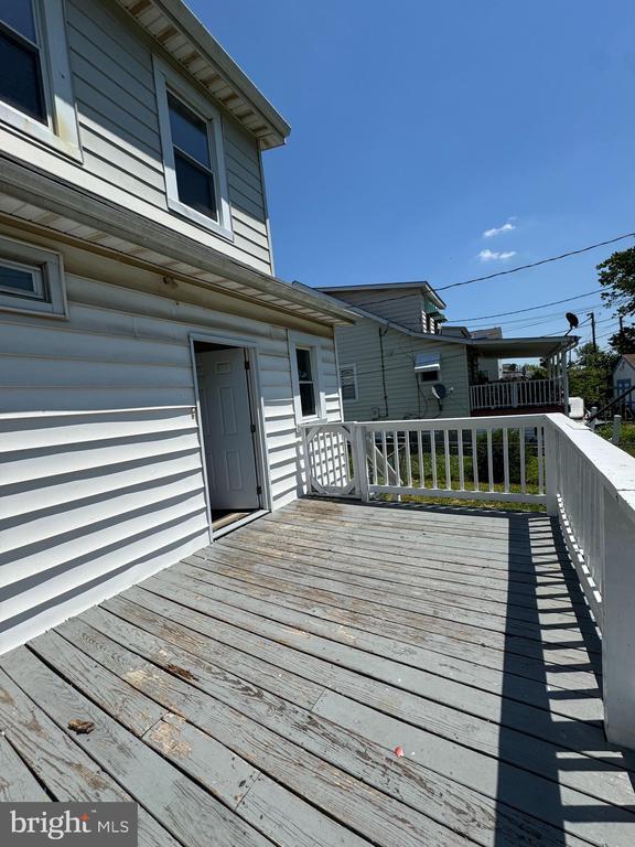 Photo - 105 Williams Ave