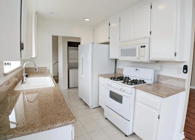 Carmelina Lofts