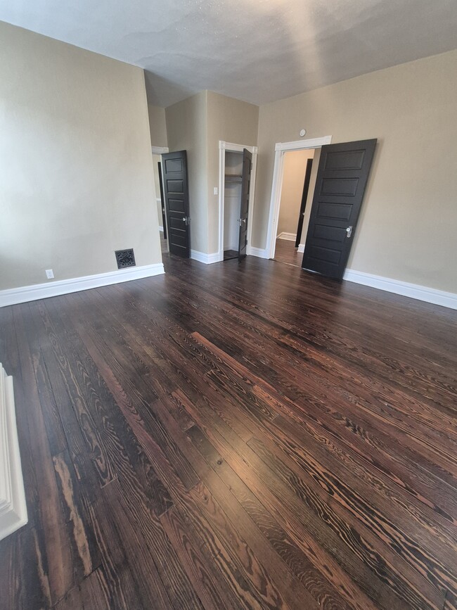 805 Eichelberger St Unit 805 Eichelberger 2nd Flr