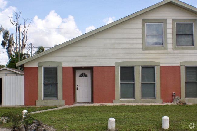 Building Photo - 7526 Carrier Rd Rental