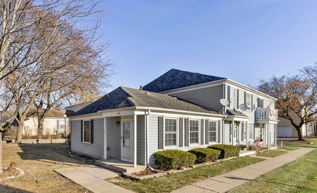 Building Photo - 413 Sidney Ave