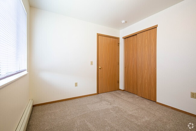 3HAB, 1,5BA - 1200SF