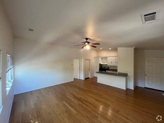 Building Photo - 805 Washington St Unit 805c Rental
