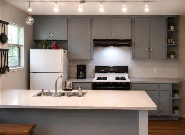 Photo - 4516 Avenue D #C C