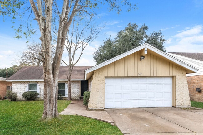 262 Goodson Dr - 262 Goodson Dr House