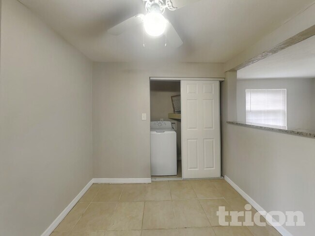Photo - 8636 Oriole Ln