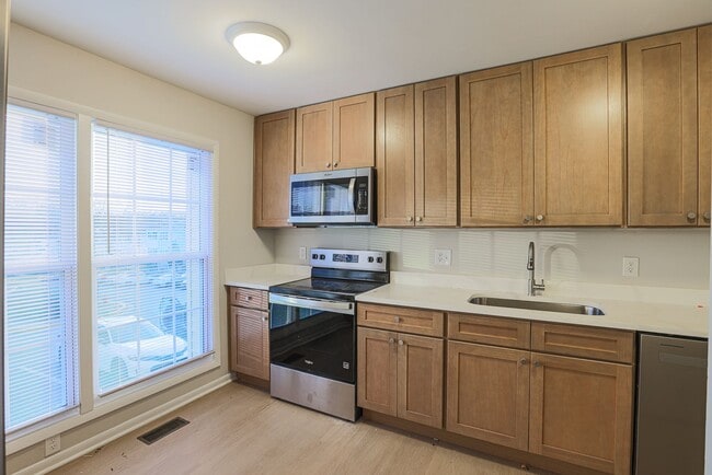 Photo - Rosedale 3BR 1/5 Bath now Available!!