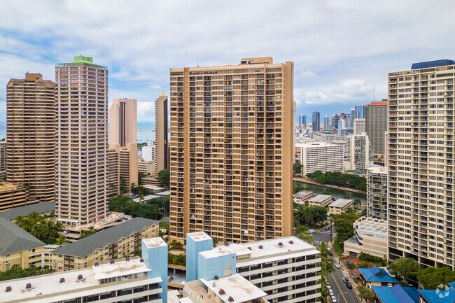 Photo - Chateau Waikiki