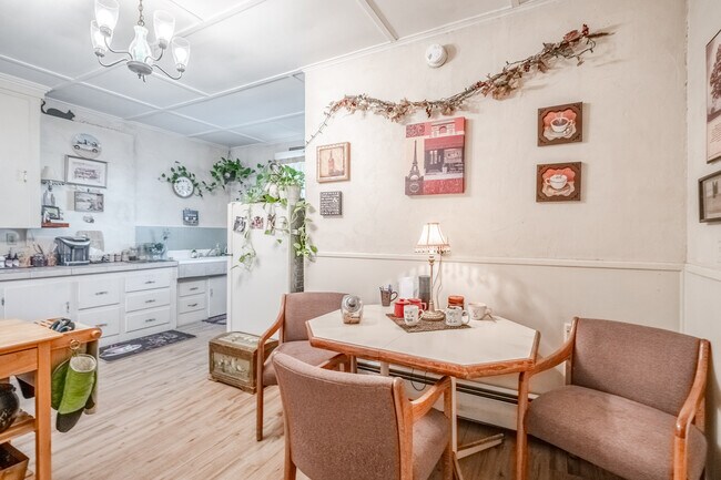 Photo - 6-8 Oxford Street