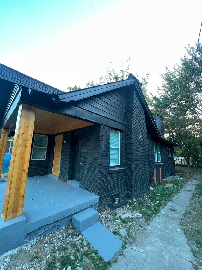 Photo - 1157 Melrose St