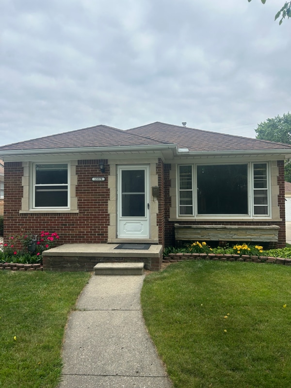 Photo - 15578 Regina Ave House