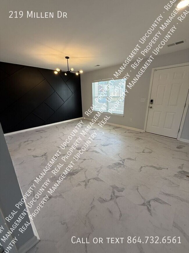Photo - 219 Millen Dr