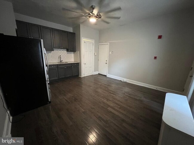 Photo - 521 S 41st St