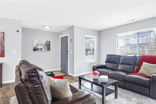 Photo - 33816 SE Tibbits St