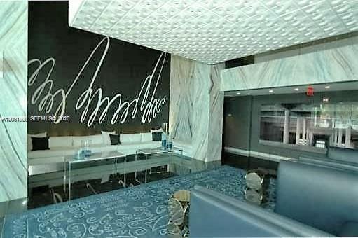 Photo - 335 S Biscayne Blvd Unidad 1810