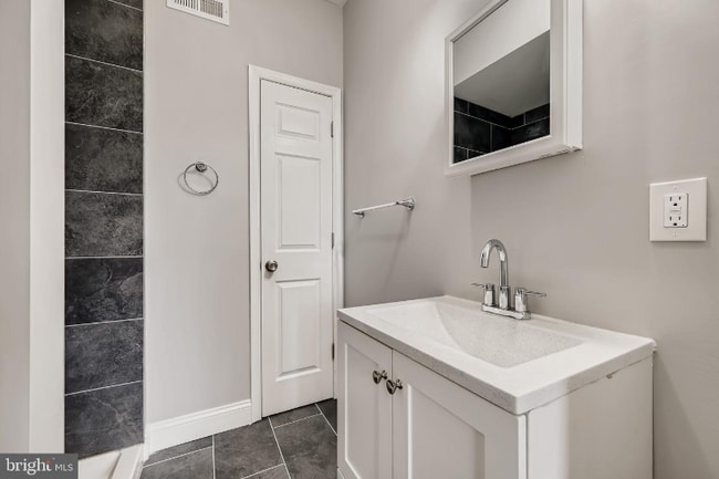 Photo - 2115 Homewood Ave