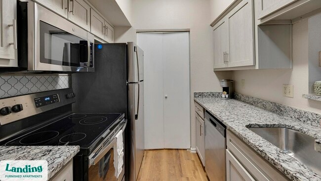 Photo - 165 Forestbrook Dr Unidad 127.1410987