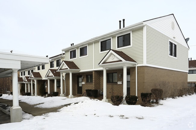 Photo - Villas at Water's Edge