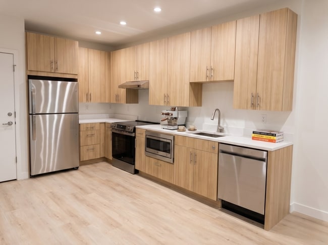 Photo - 1151 Walnut St Unit 204