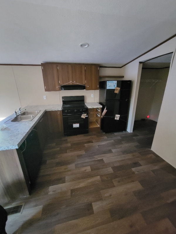 Photo - 237 Maple St