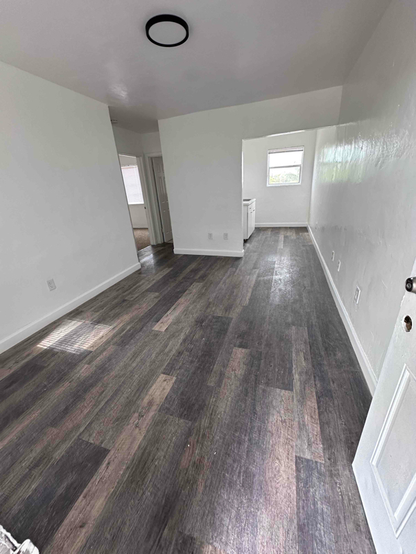 Building Photo - 5410 NW 13th Ave Rental