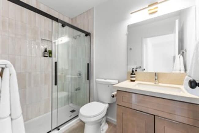 Photo - Windward Estates #M102