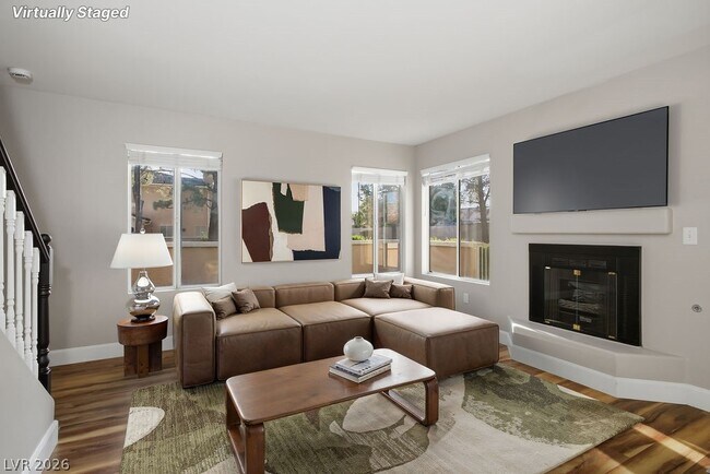 Photo - 910 Elegant Coral Ave