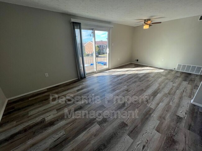 Photo - 8109 Revere Pl