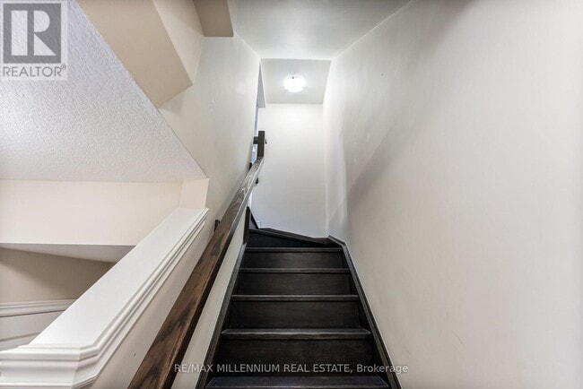 Photo - 18 Whaley Ln