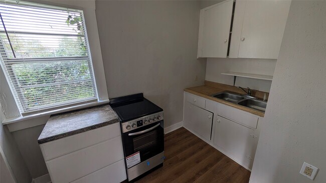 Photo - 6523 Avenue C Unit A