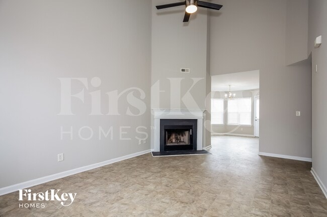 Photo - 7301 Hidden Creek Dr