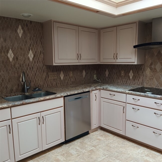 Photo - 5837 Northgap Dr