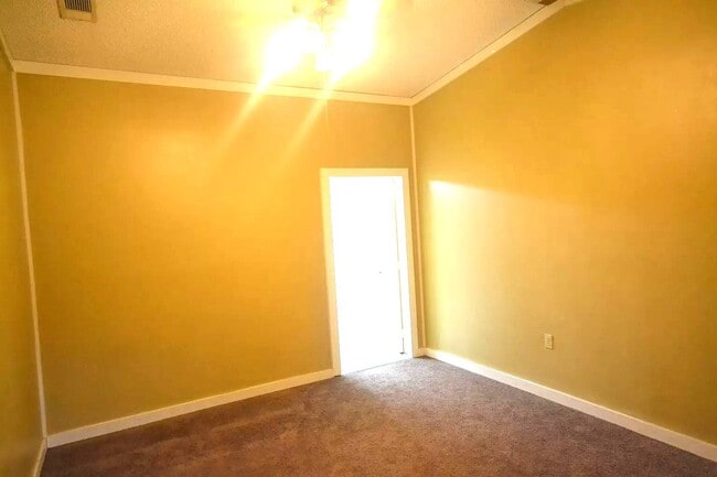 Photo - 1661 South St