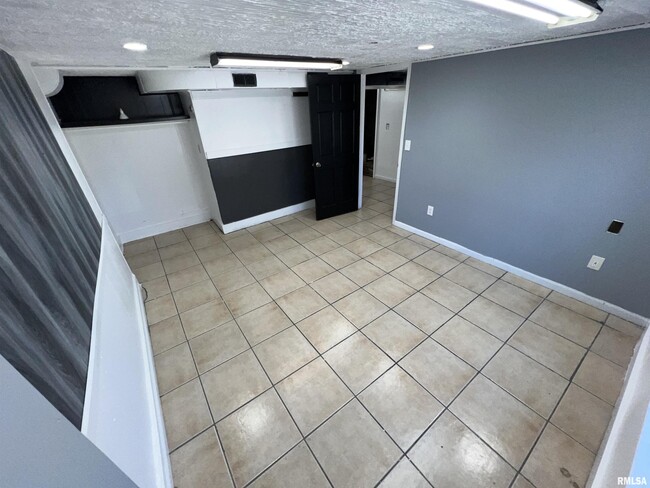 Photo - 416 W Main St Unit A