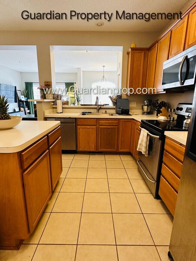 Photo - Minnetonka Town Home, Balcony, Washer/Dryer, Dishwasher, Available June