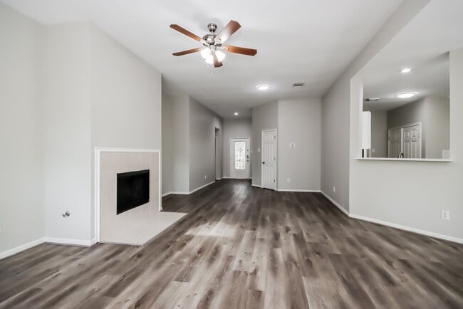 Photo - 199 S Delta Mill Cir