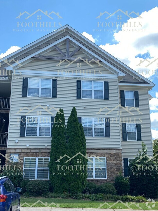 Building Photo - Two-Bedroom, Two-Bath Condo at Overlook