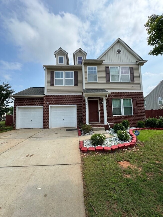 Beautiful Newly Renovated Home in a Quiet ... - Beautiful Newly Renovated Home in a Quiet ...