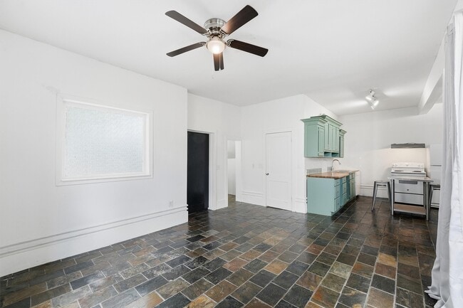 Photo - 5313 Palmetto St Unit C