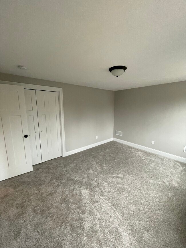 Photo - 13 Firefly Ln