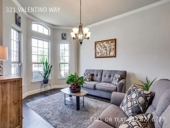 Photo - 321 Valentino Wy