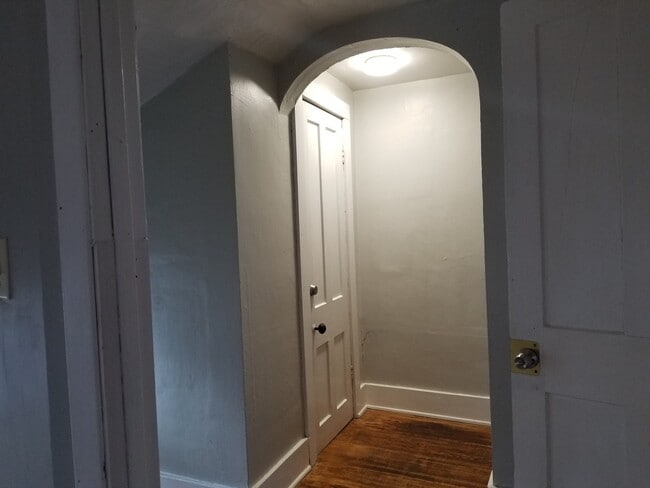 38 White St Unit Rear