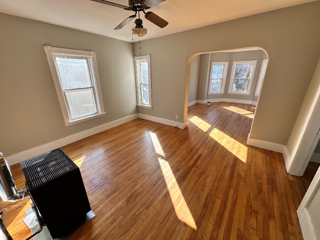 Photo - 62 Lakewood St Unit 2