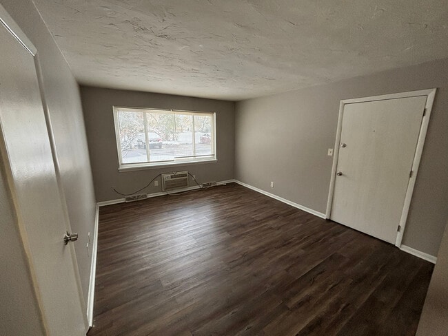 Photo - Robin's Nest Apartments