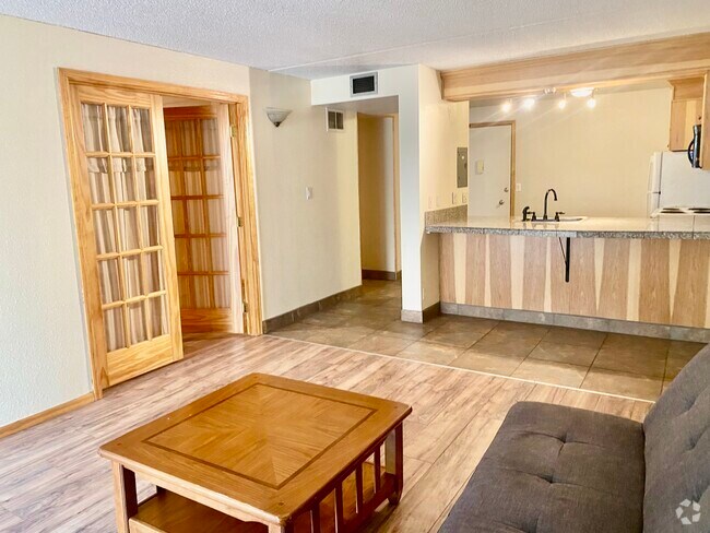 Building Photo - 805 29th St Rental