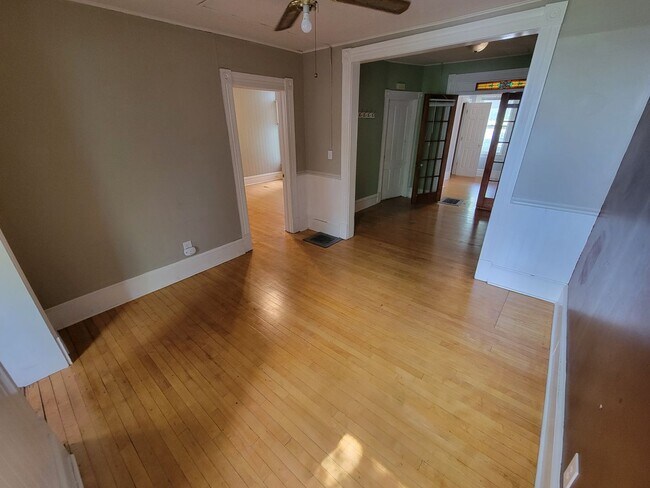 Photo - 1206 E 3rd St Unidad Apt. A