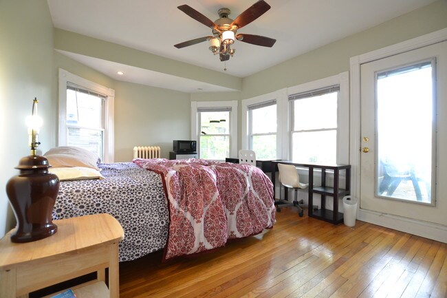 Photo - 62 Ridgemont St