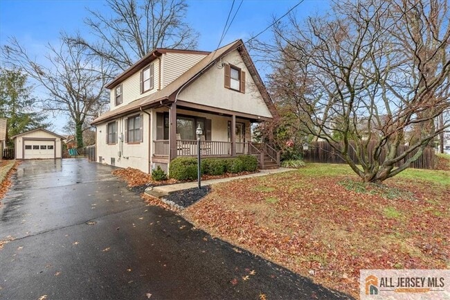 Building Photo - 21 Heathcote Brook Rd